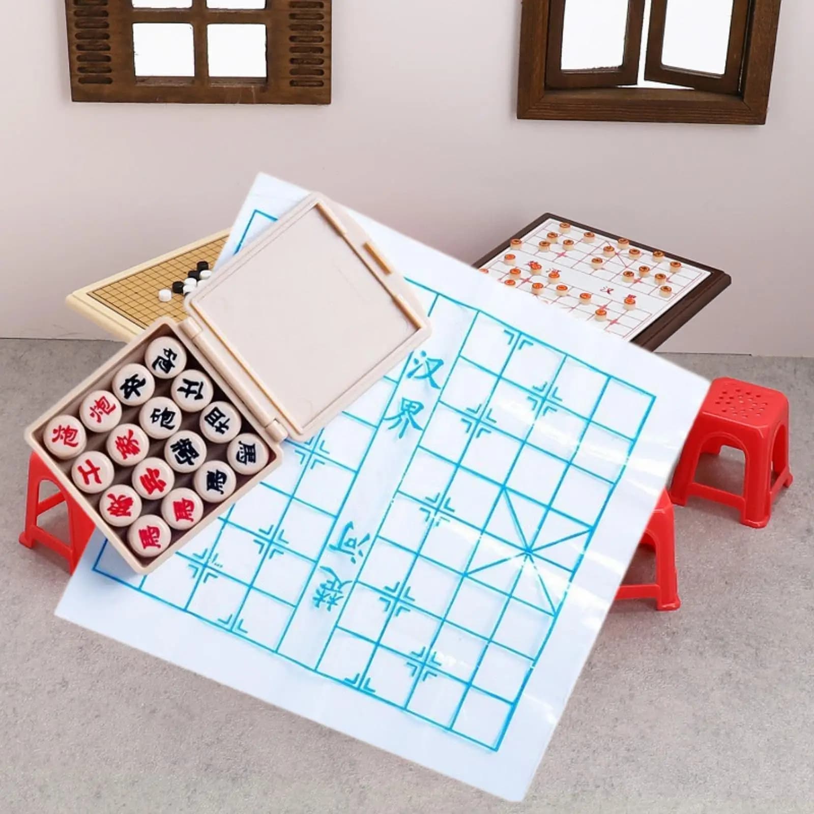 Set di Scacchi in Miniatura per Casa delle Bambole, Accessori per Arredamento in ABS per Collezionisti di Scene in Miniatura