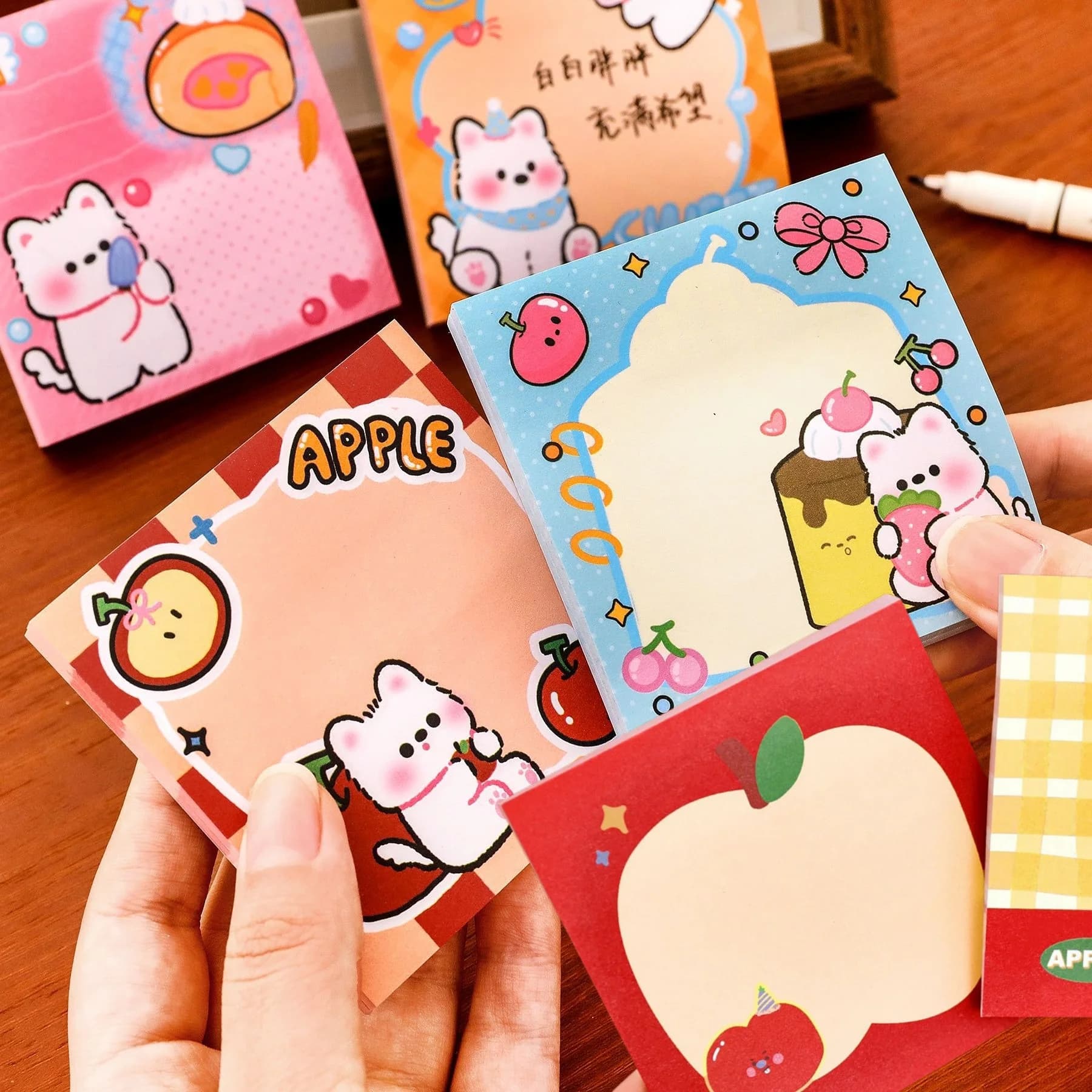 200/400 Foglietti Adesivi per Ufficio, Cancelleria per Studenti, Design Westie Dog Capybara Cartoon, Memo Panda Autoadesivi, Oltre 20 Colori