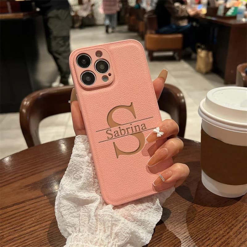 Custodia personalizzata per iPhone 16 15 14 13 12 11 Pro Max Plus Iniziali personalizzate Nome Custodia in pelle con incisione laser con lettera grande