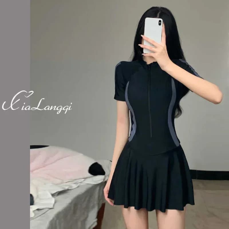 Costume da bagno intero estivo gonna donna manica corta costumi da bagno donna classico bianco nero costumi da bagno costumi da bagno gonna sportiva da Surf