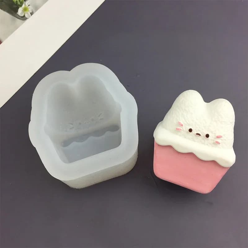 Animale del fumetto Coniglietto Gattino Stampo in silicone per la cottura di punture d'uovo Muffin Top Pan Torta al cioccolato Torta Bakeware Strumenti Stampi per candele