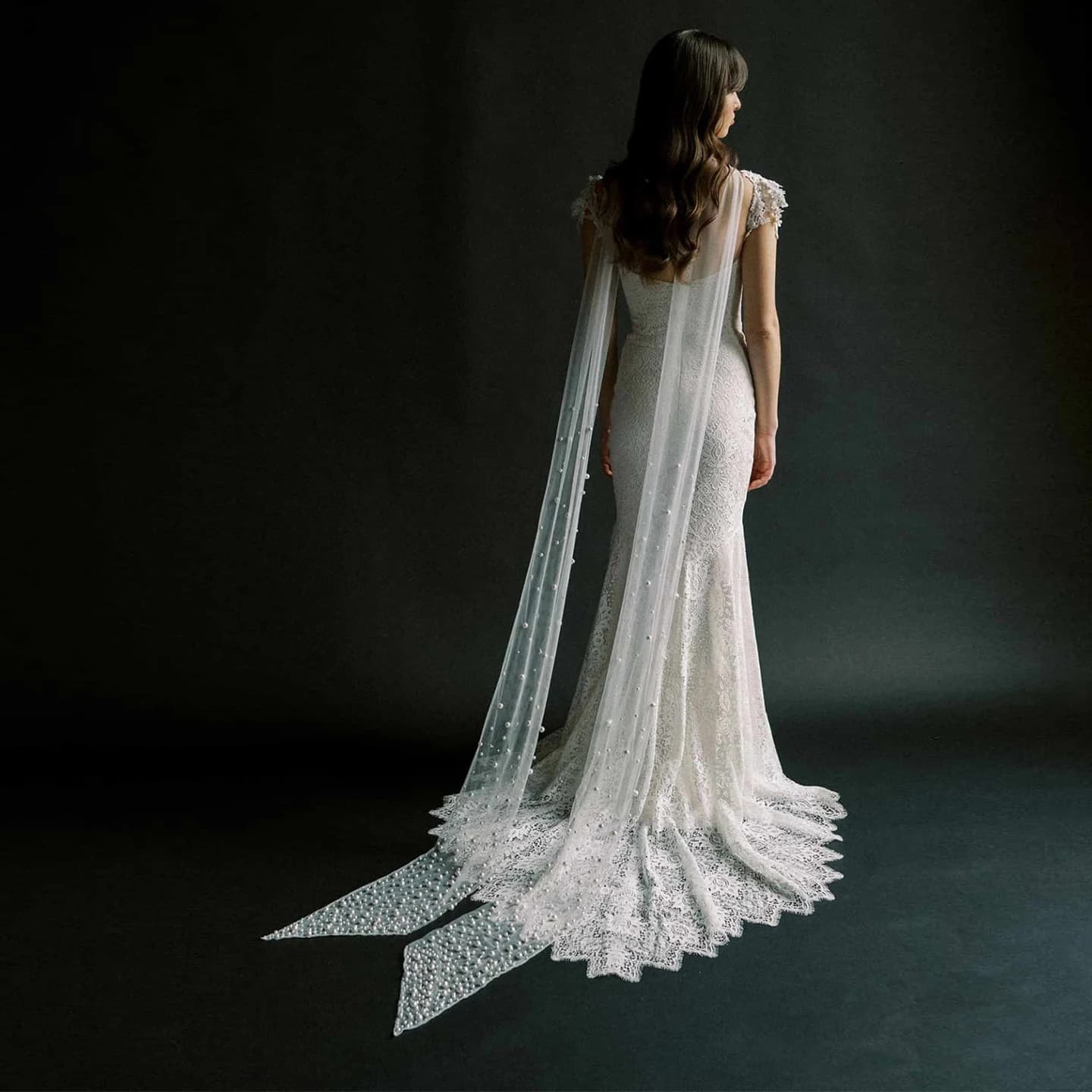 Sciarpa Nuziale di Lusso con Perle, Velo Lungo in Tulle, Sciarpa da Collo Elegante, Accessorio Decorativo per Spose