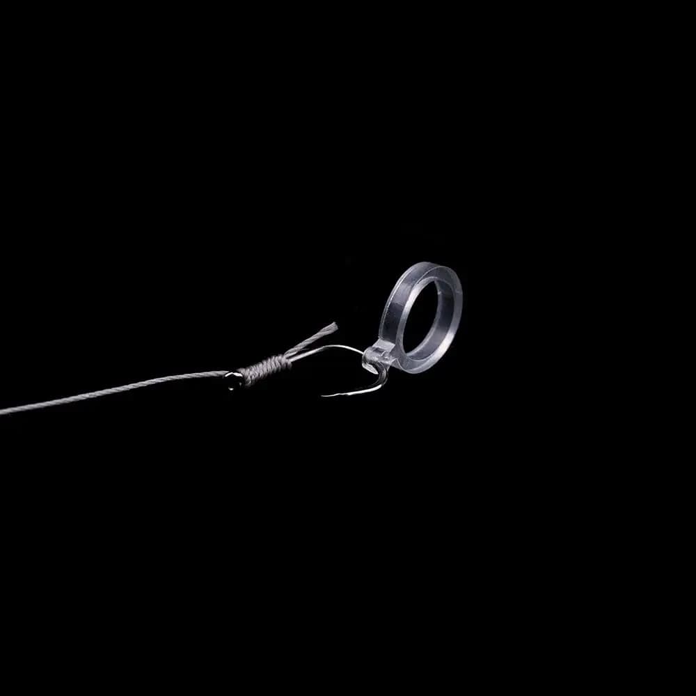 100 pz PE Pellet Richiamo Esca Fasciatura Elastica Baitbands per la Pesca Alla Carpa Pellet Esca Bander Holder Boilie Stops Strumento di Pesca