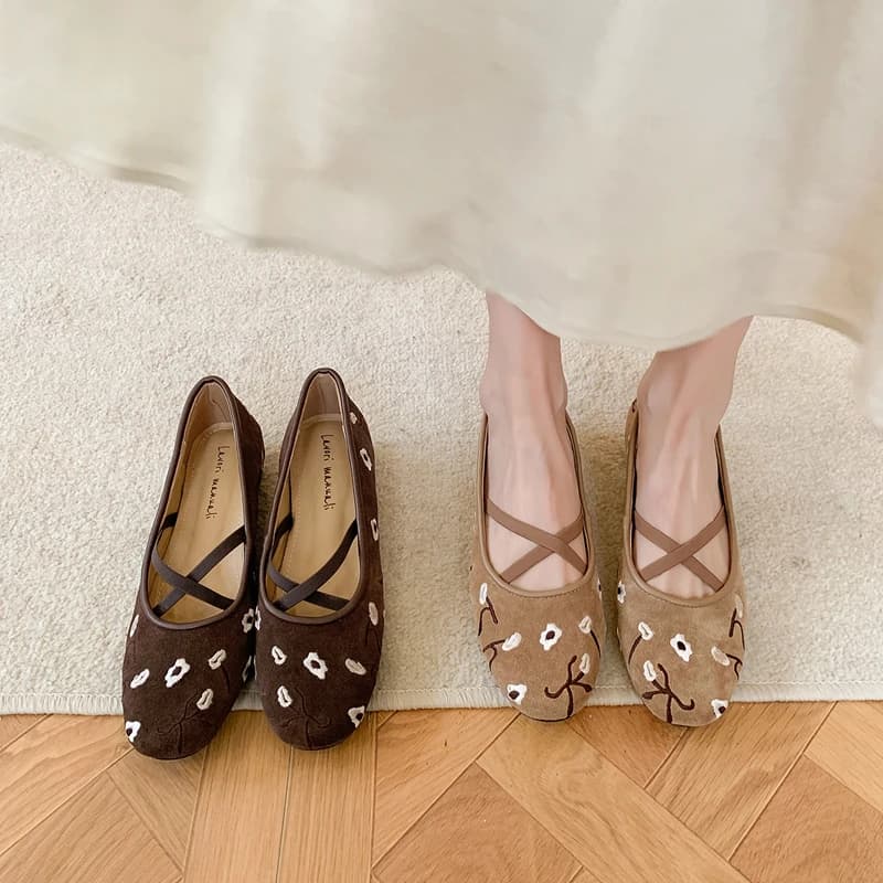 Women's new spring and autumn genuine leather cow suede round toe flower cross elastic band mid heel fashion single shoe