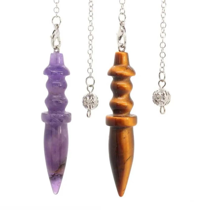 Penduli di pietra a cono di cristallo per rabdomanzia Divinazione Ametista naturale Cristalli di quarzo rosa Ciondolo amuleto Penduli spirituali