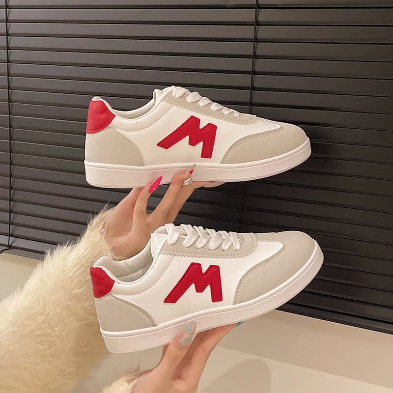 Scarpe da ginnastica a testa tonda firmate da donna 2025 Scarpe da ginnastica leggere con bocca profonda Scarpe da ginnastica casual incrociate traspiranti versatili Zapatos De Mujer