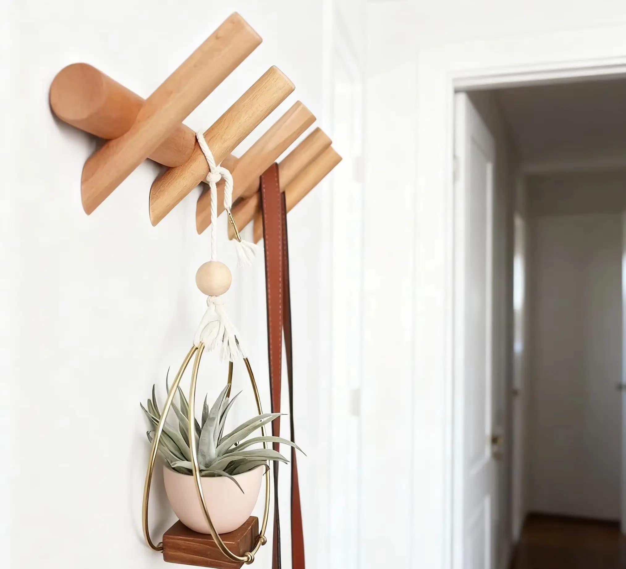 Appendiabiti nordico in legno massello con 4/5 ganci da appendere alla parete per vestiti, cappelli, chiavi, organizer, appendiabiti, corridoio, ingresso