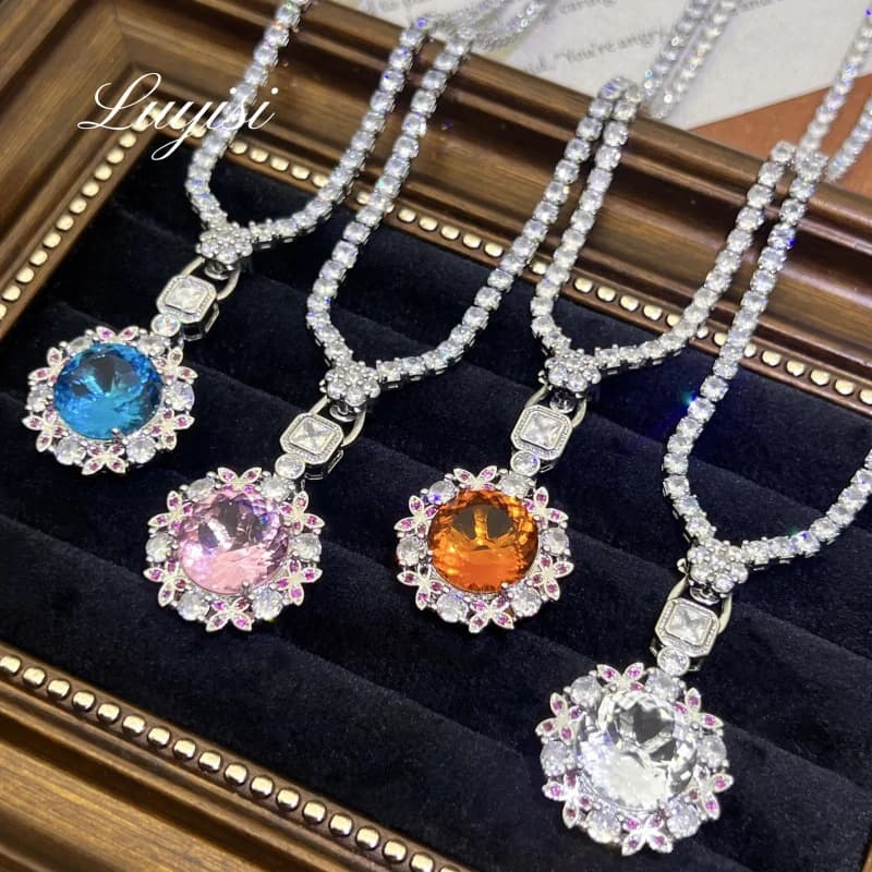 Ciondolo per gioielli da fidanzamento femminili placcato in argento puro 925 - Ciondolo in cristallo di zirconia ovale a forma di rosa per accessori di gioielleria da donna