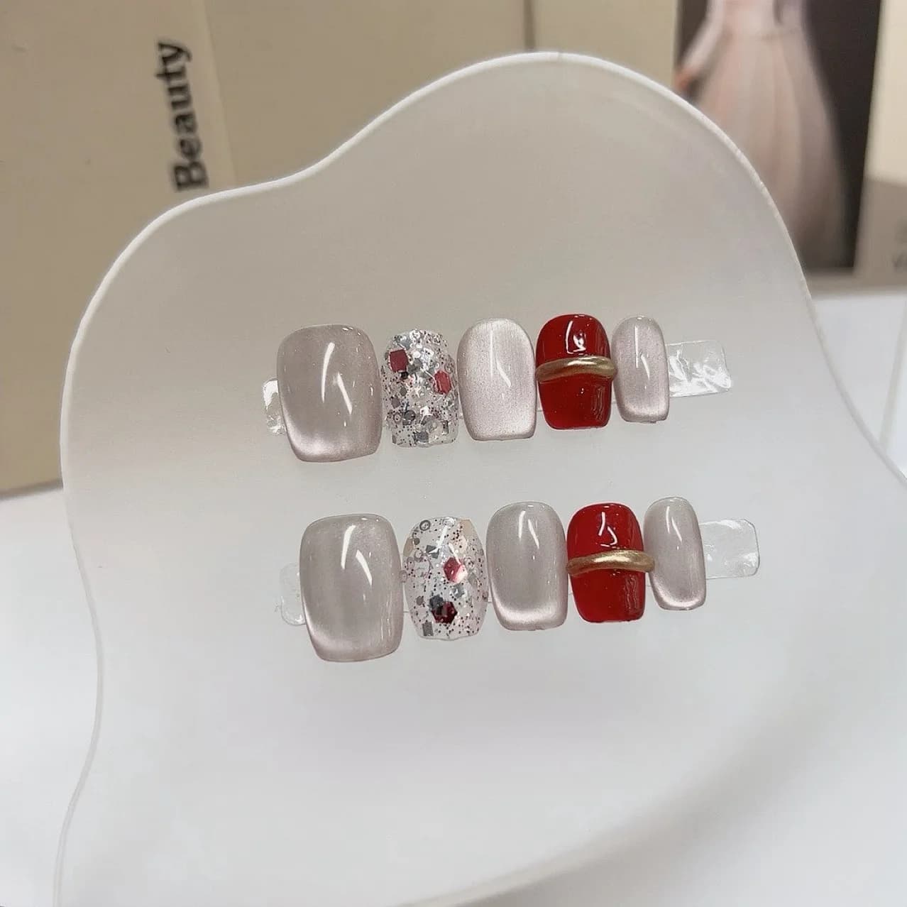 10 pezzi di lusso leggero corto quadrato fatto a mano lucido stampa sulle unghie con colla viola occhio di gatto nail art glitter paillettes semplice unghie finte