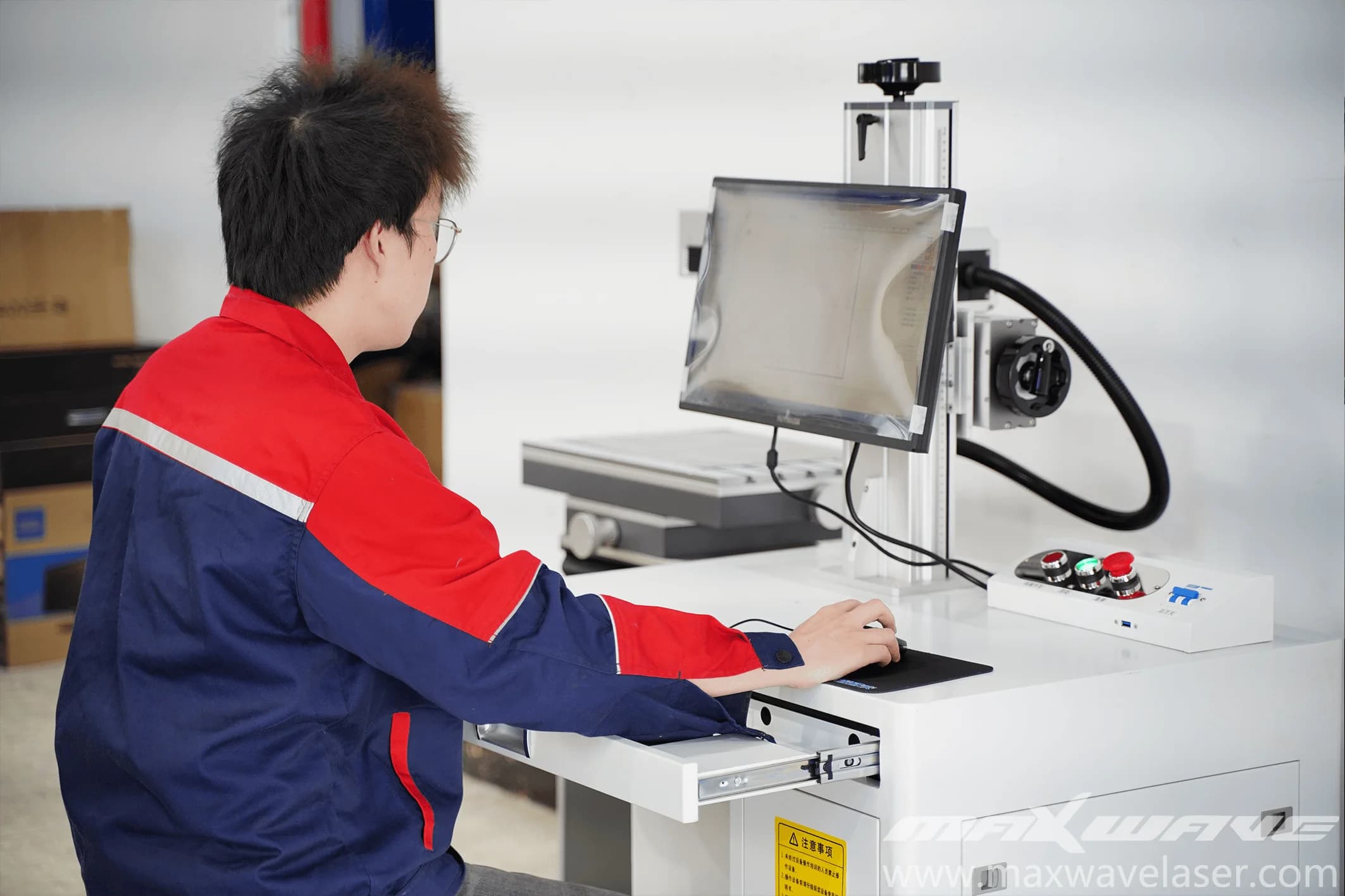 Macchina per incisione laser a fibra portatile - Soluzione aziendale di avvio con certificazione CE