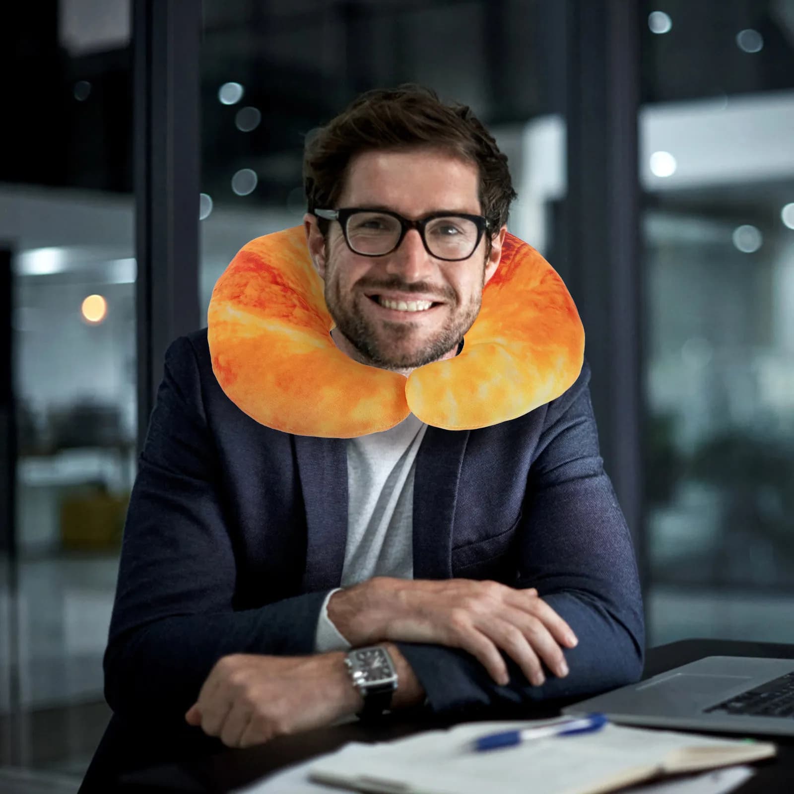 Cuscino a Forma di U per il Collo, Design a Cartone Animato, Supporto Cervicale, Cuscino per Pisolino, Portatile per Viaggi, Casa e Ufficio