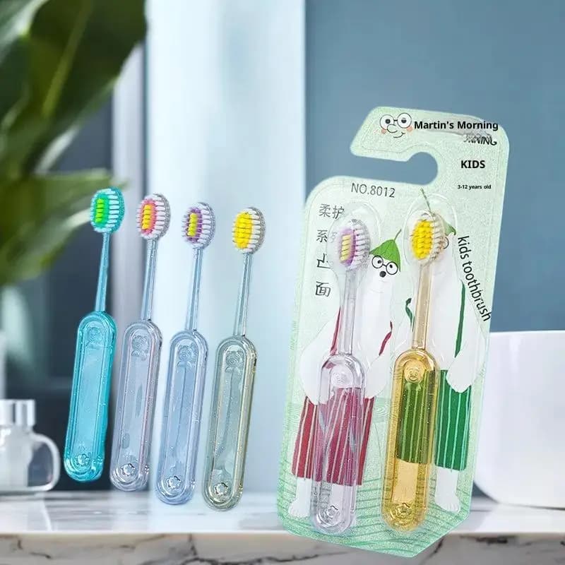 Promote dental health in children with 2 hand brushes: soft bristles for teeth whitening, suitable for children from 3 to 12 years old