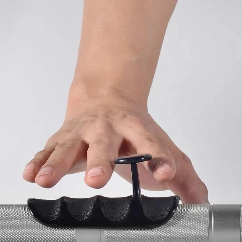 1pc new anti-slip gloves for weight lifting protective gloves for rubber hands TPE without sweating comfort trainer for fingers lifting with handlebars