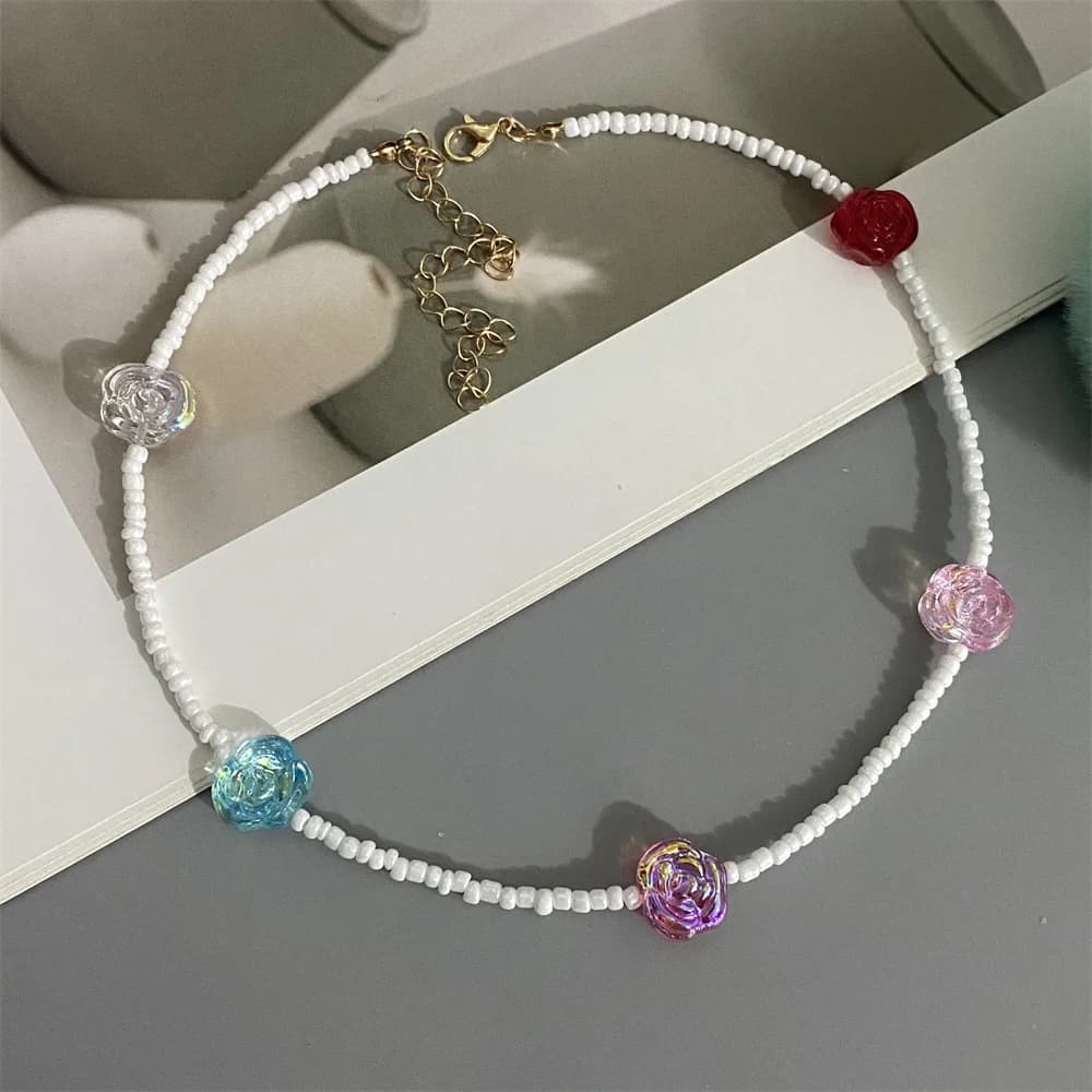 Necklace Round neck with Rose Flower in Crystal Colored for Women and Girls, Jewel Trendy Handmade with Beads, Gift for Spring Summer