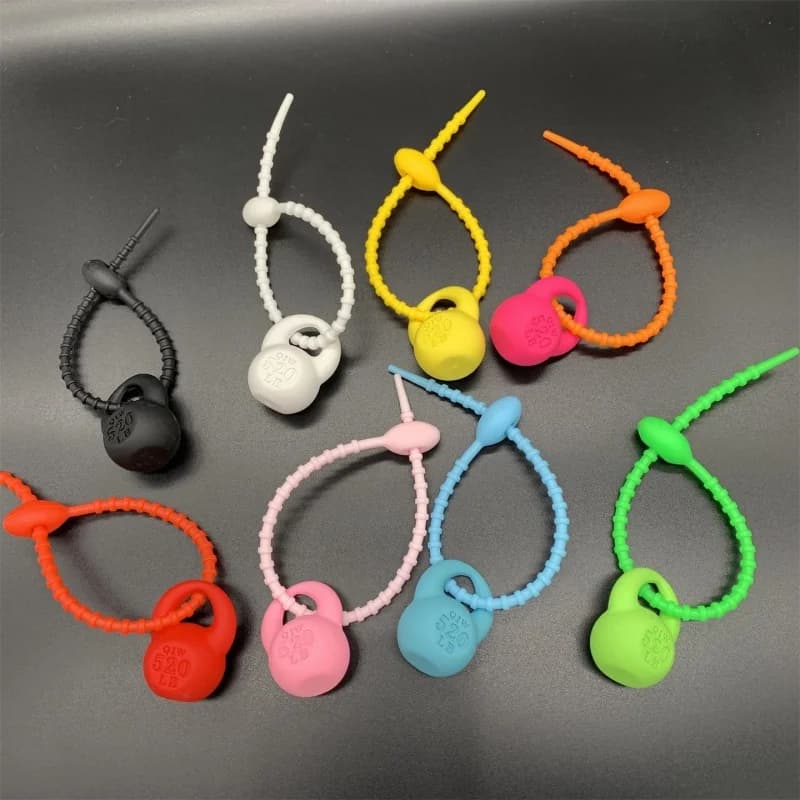 Fitness Kettlebell Dumbbell Keychain Sport Gym Keychain Accessories Purse Backpack Bag Charms Gifts for Women Men Fitness Gift