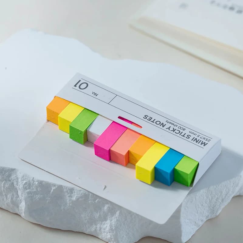 800 fogli di foglietti adesivi in scatola, 10 diversi segnalibri colorati, segnalibri autoadesivi, adatti per ufficio e studio.