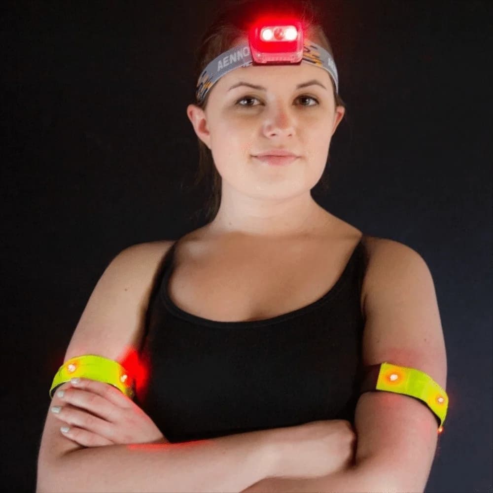 2 Pieces Reflective Bracelet with 4 LEDs, Multipurpose Adjustable Wristband, Night Safety Light for Bicycle