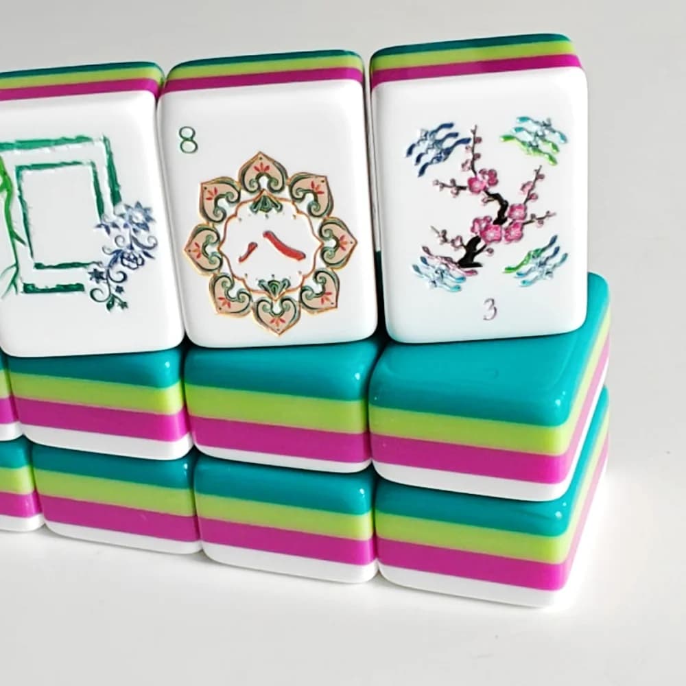 Four Layer Acrylic Lake Blue Mahjong Tiles Luxury Engraved American Mahjong Sets Board Games Gifts Travel Portable Mah Jongg Set