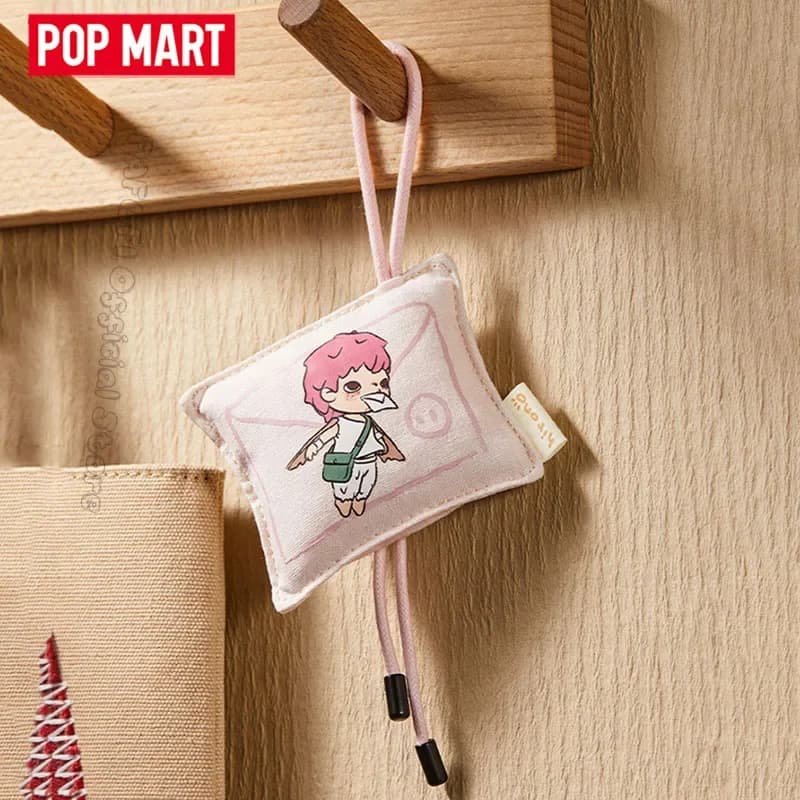 Popmart Hirono Mime Series Bustina di fragranza Scatola cieca Scatola misteriosa Guess Bag Giocattoli Bambola Anime Figura Collezione di ornamenti per il desktop