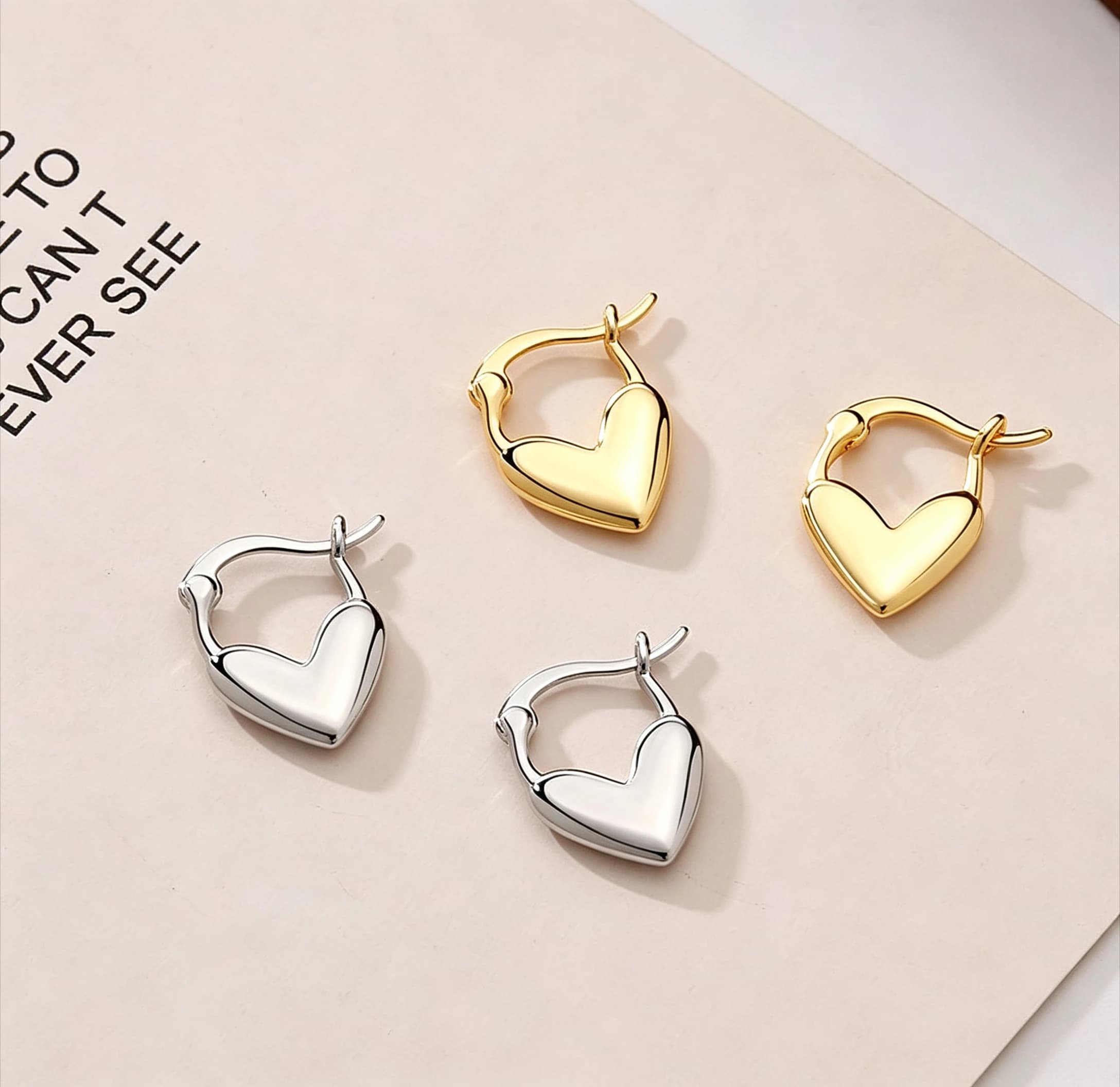 Solid Heart Lock Huggie Hoop Earrings Gold Silver Two Tone Smooth Love Heart Snap Click Earrings Minimalist Women Daily Ear Jewelry