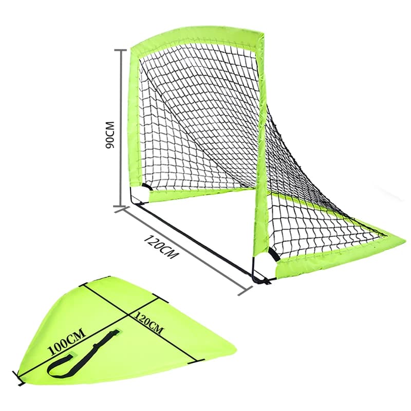 A small foldable portable football door impact resistant pop-up 4 * 3 feet