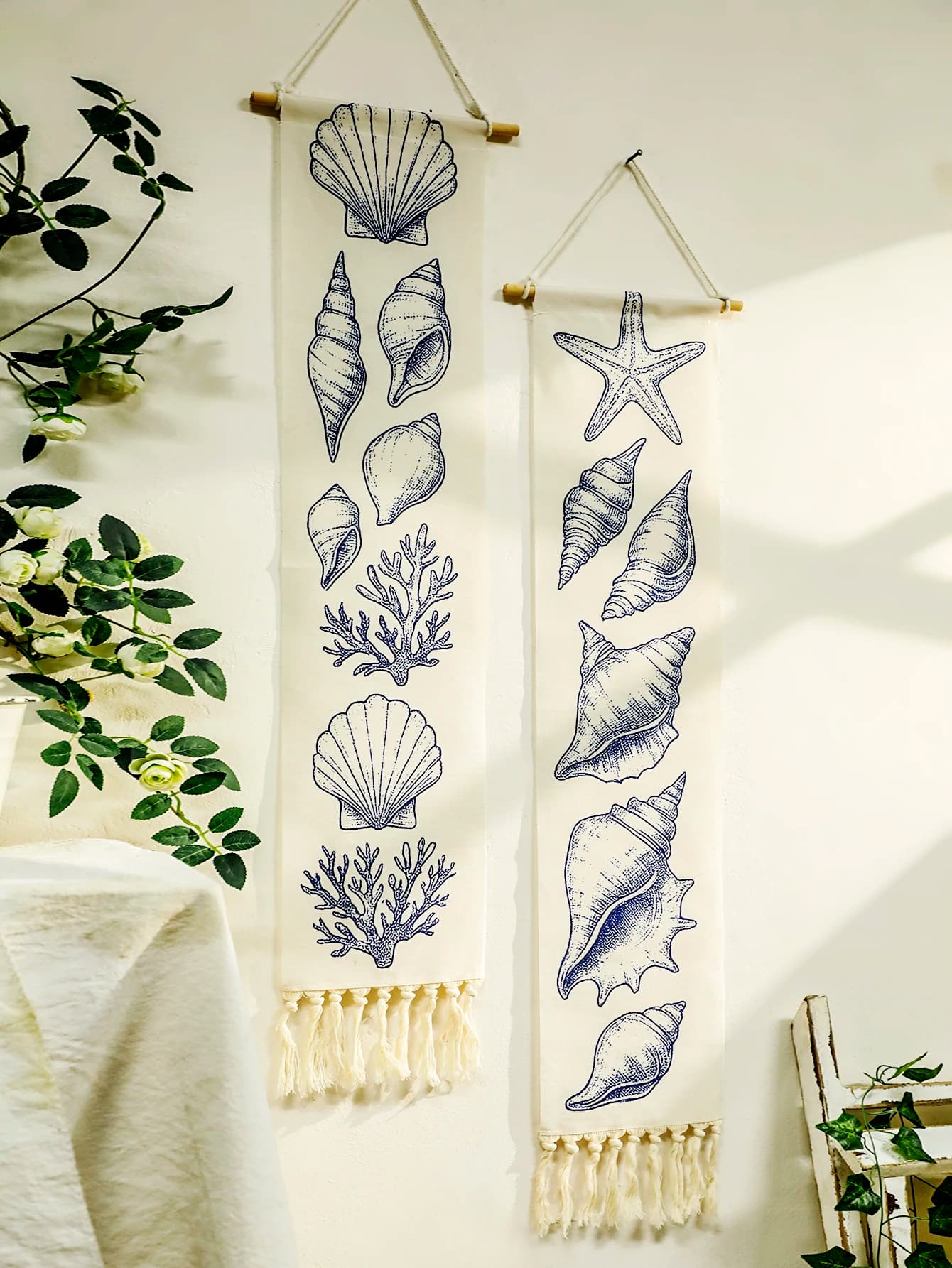 Coastal Sea Shell Wall Tapestry, Boho Hanging Decor Tapestries with Tassels, Beach Style Home Wall Art for Bedroom, Living Room
