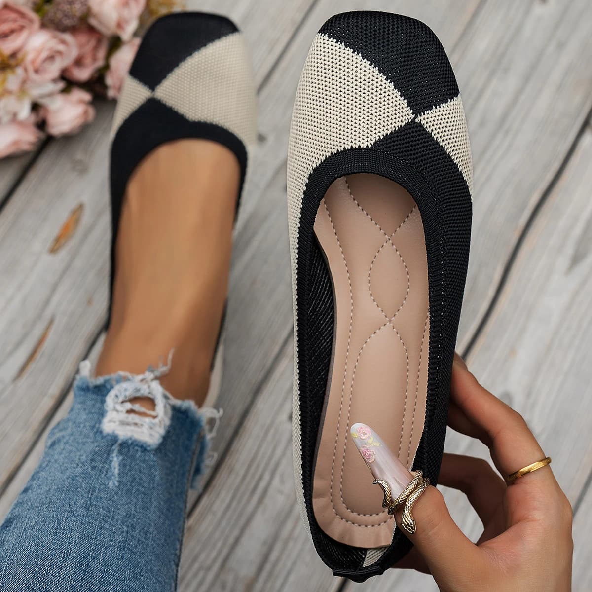 Nuove scarpe basse da donna 2025 Moda per il tempo libero Comode passeggiate Scarpe basse in maglia elastica poco profonda a punta di grandi dimensioni