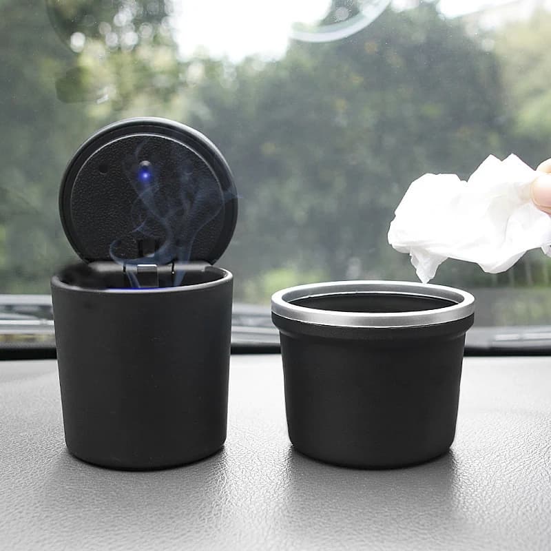 Posacenere per Auto con Luce LED Integrata per la Raccolta delle Ceneri, Ideale per Conducenti e Passeggeri