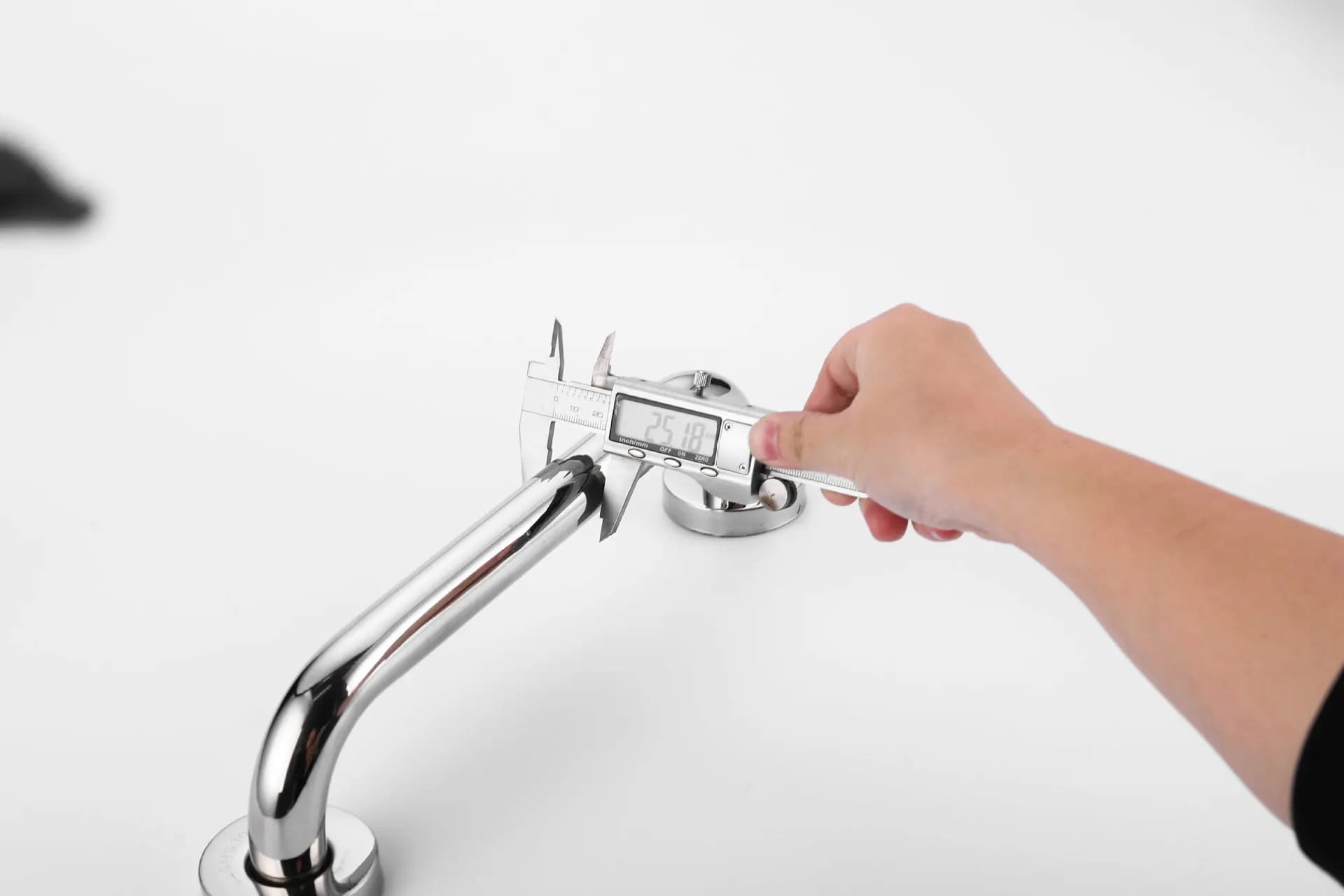 Maniglia di Sicurezza Antiscivolo per Doccia 30/40/50cm, Portasciugamani, Corrimano per Vasca e WC in Acciaio Inox