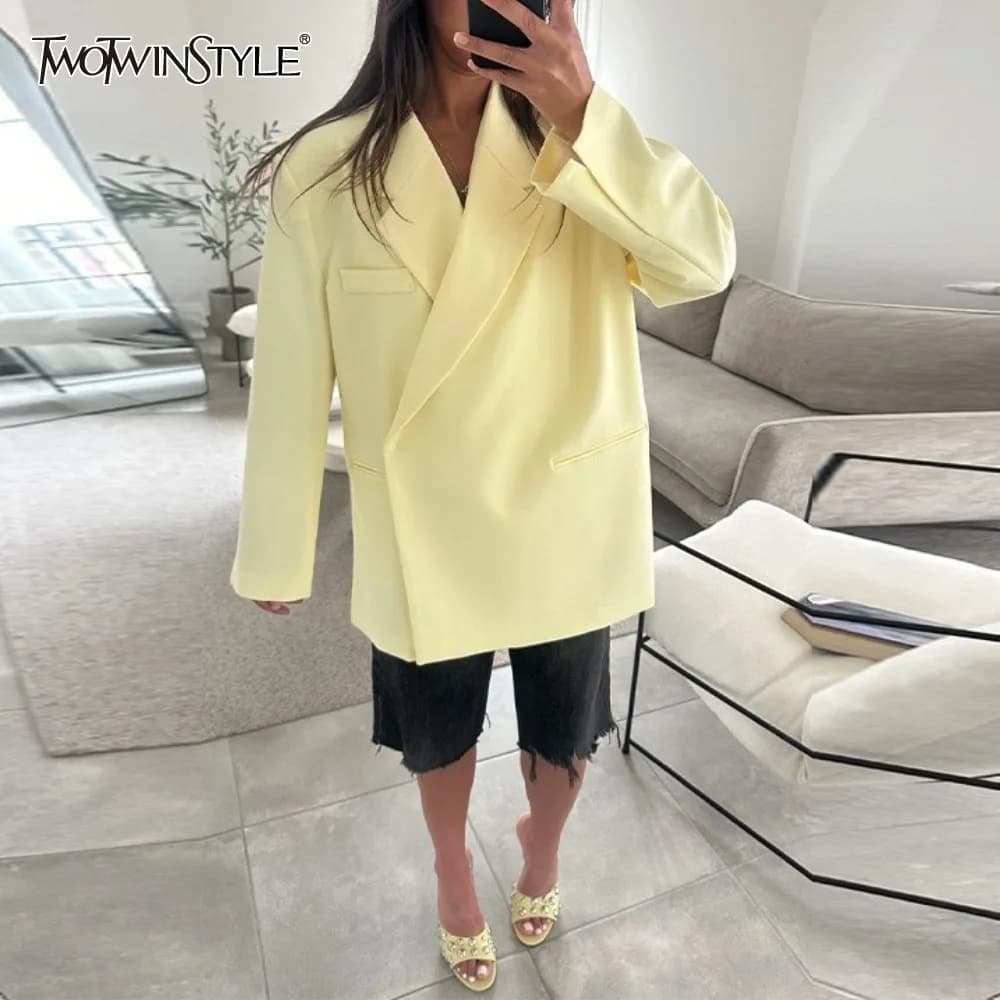TWOTWINSTYLE Solido Allentato Casual Elegante Blazer per Le Donne Risvolto Manica Lunga Temperamento Minimalista Cappotti Femminile Nuovo