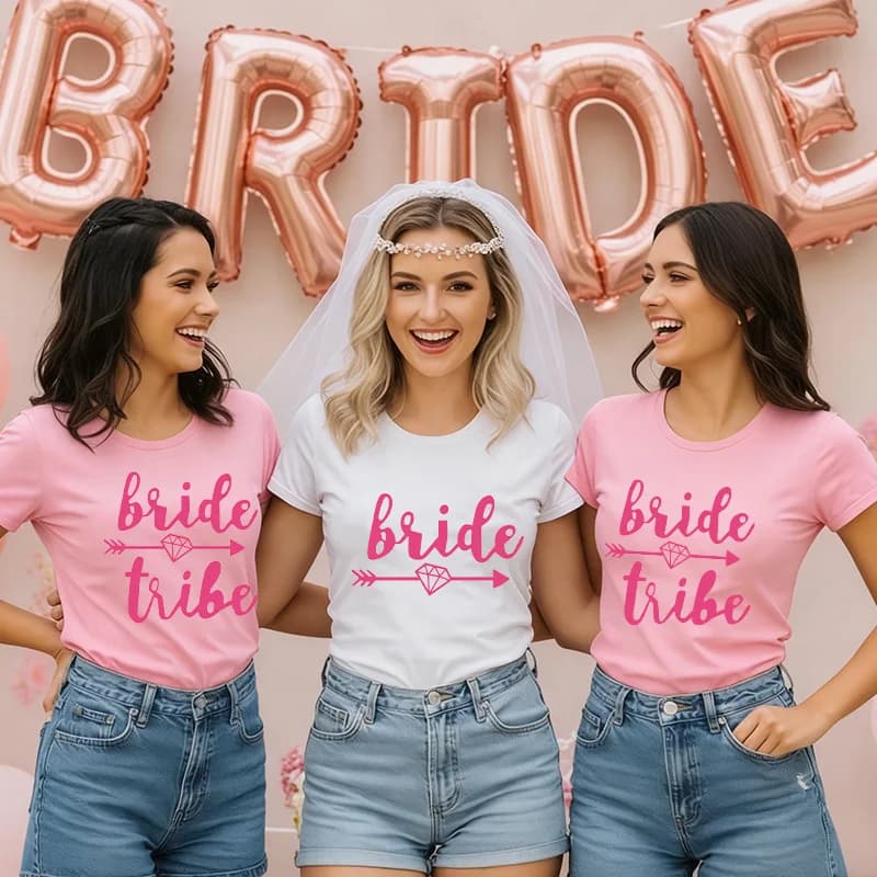 T-shirt coordinati per la squadra della sposa, magliette con grafica a freccia di diamante, top casual a maniche corte con scollo a O per damigelle d'onore
