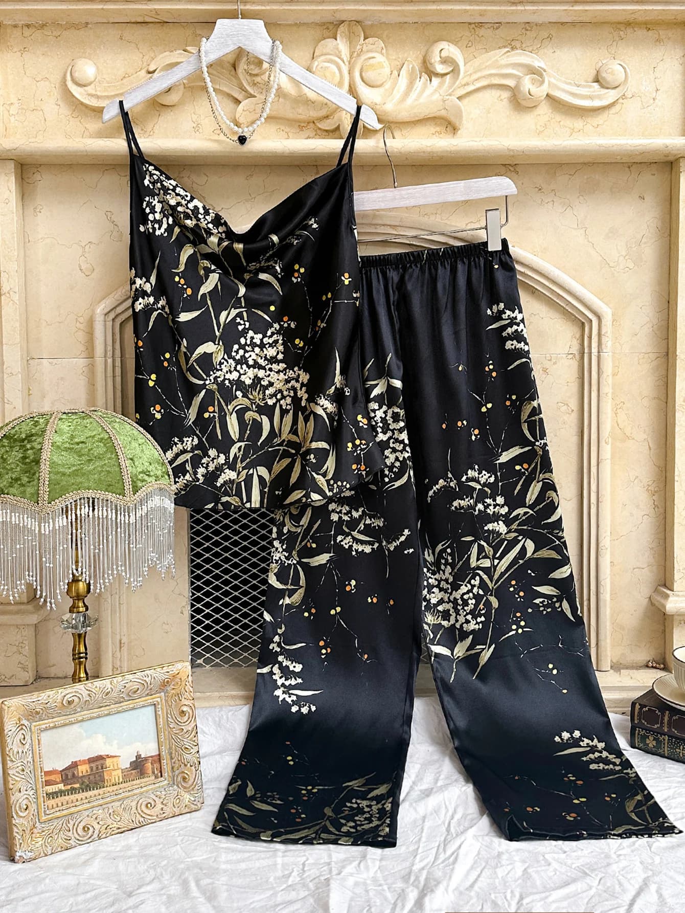 Pigiama piccolo con stampa ciliegia Set pantaloni alla caviglia primavera estate Due pezzi sottili da indossare per la casa da donna