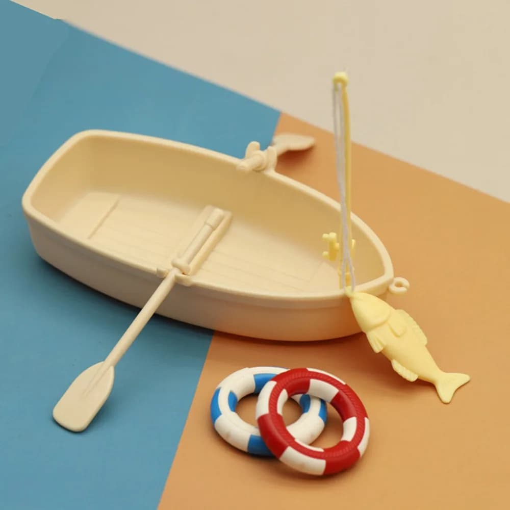 Nuovo modello di barca da pesca in plastica ornamenti per casa delle bambole simulati in miniatura mini set di barche da pesca in sacco per bambini
