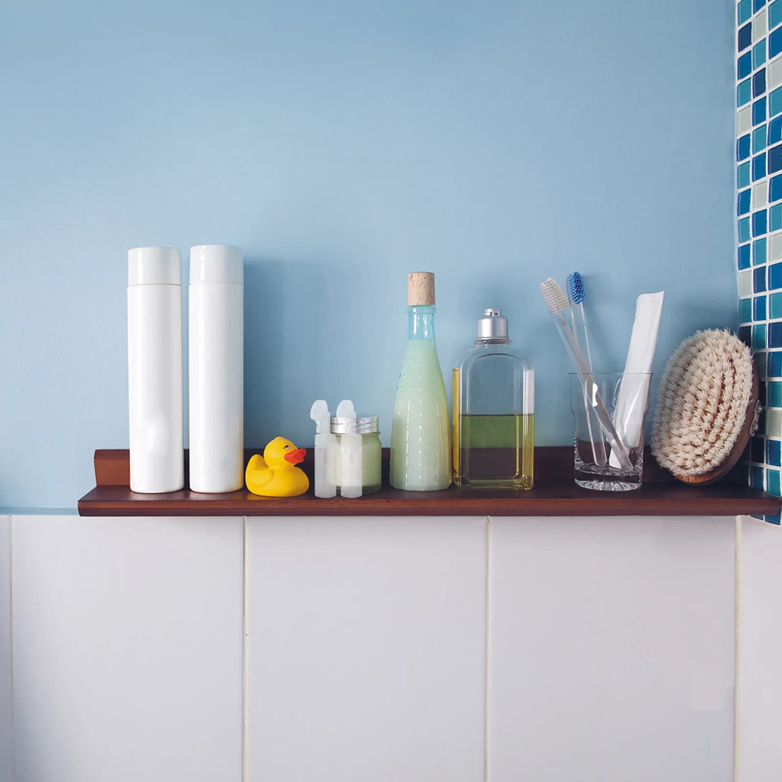 Dispenser compatto per schiuma da 2 pezzi, per detergente viso, shampoo, gel doccia, sapone liquido, ricaricabile, riutilizzabile, adatto per viaggi, con spazzola