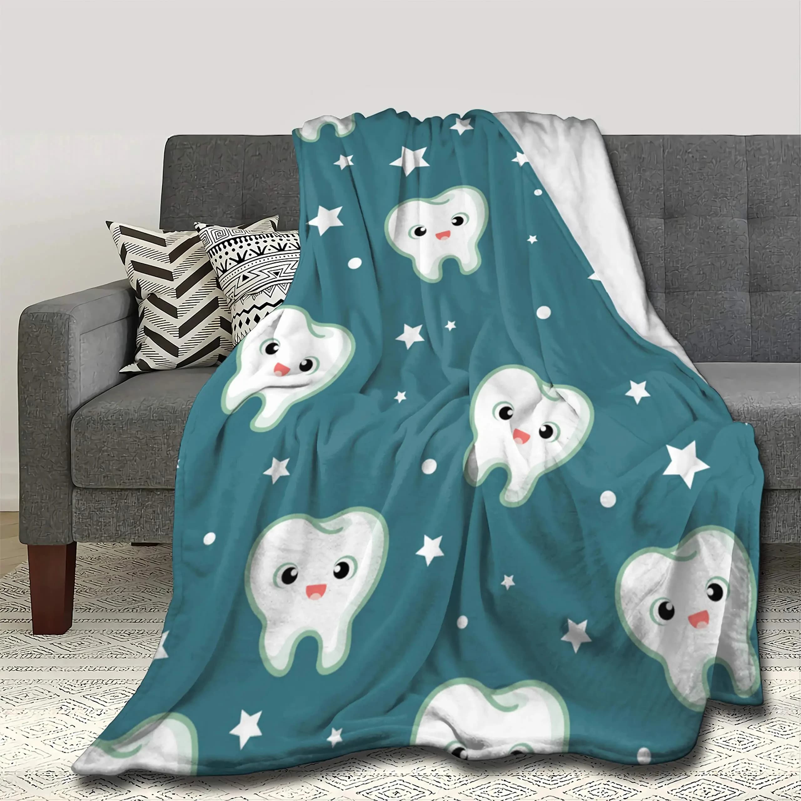 Cute Teeth Throw Blanket Dentist Dental Cartoon Flannel Blanket Gifts for Doctor Nurse Warm Cozy Soft Blankets for Camping,Couch