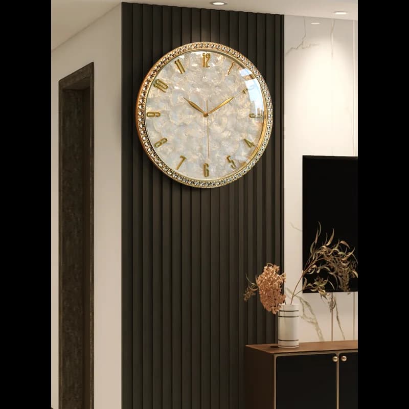 Luxury wall clock light living room new modern atmosphere and simple modern wall clock high-end shell