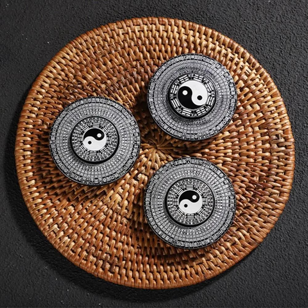Leggero palmare Tai Chi Fingertip Gyro Bagua modello stile cinese relax regalo in lega di alluminio Fidget Spinner School