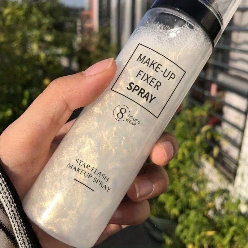 100 ml of spray for make-up setting, long-lasting oil control and moisturizing type, suitable for female use as cosmetics