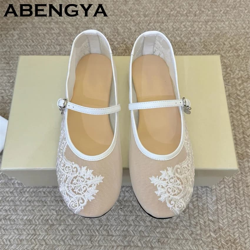 Lace Embroidery Flat Shoes for Women 2026 Summer Ballet Dance Walking Shoes Woman Fashion Designer Mesh loafers Flat Shoes Mujer