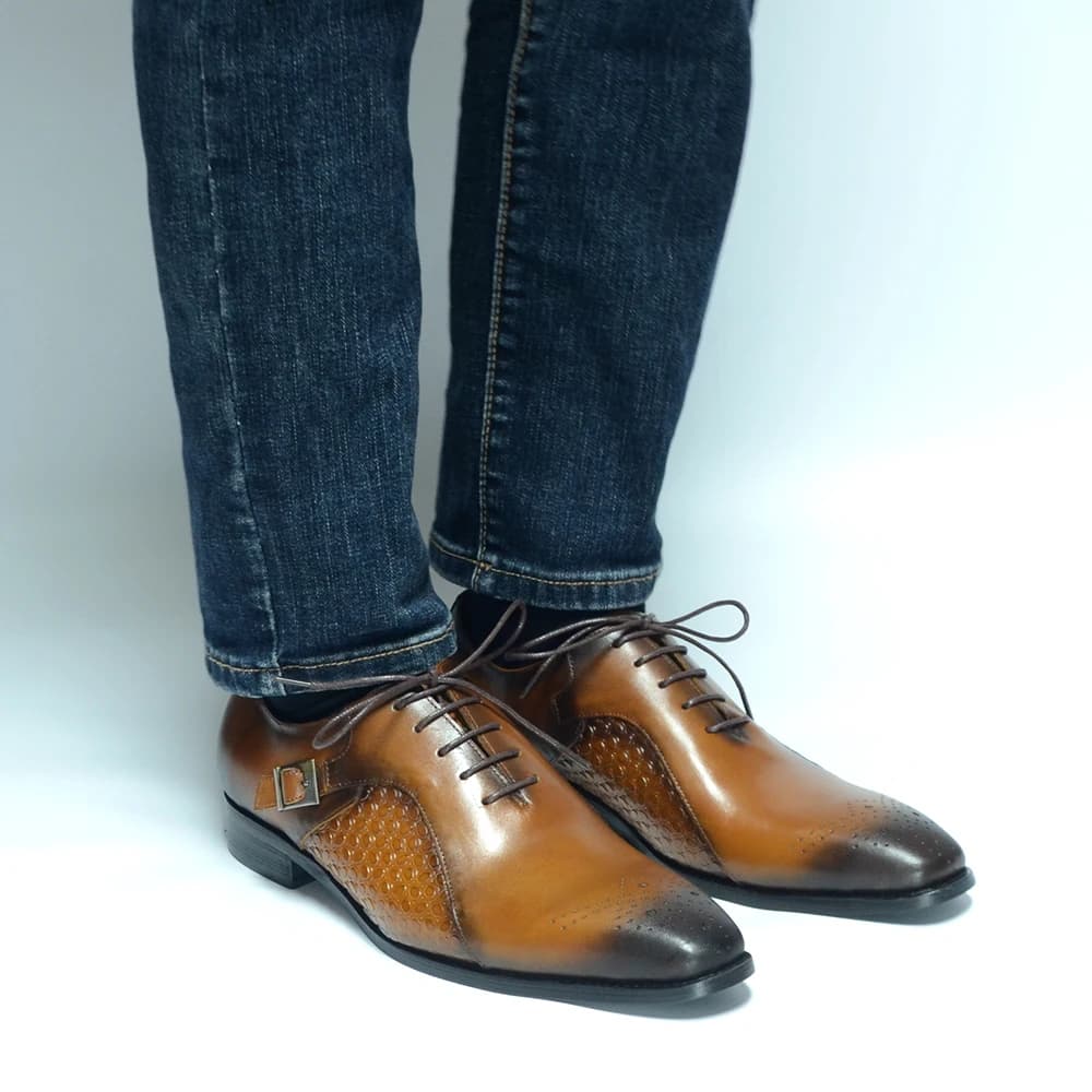Lovely High Quality Genuine Leather Men's Dress Shoes with Buckle Lace-Up Pointed Toe Business Office Oxford Formal Shoes Man