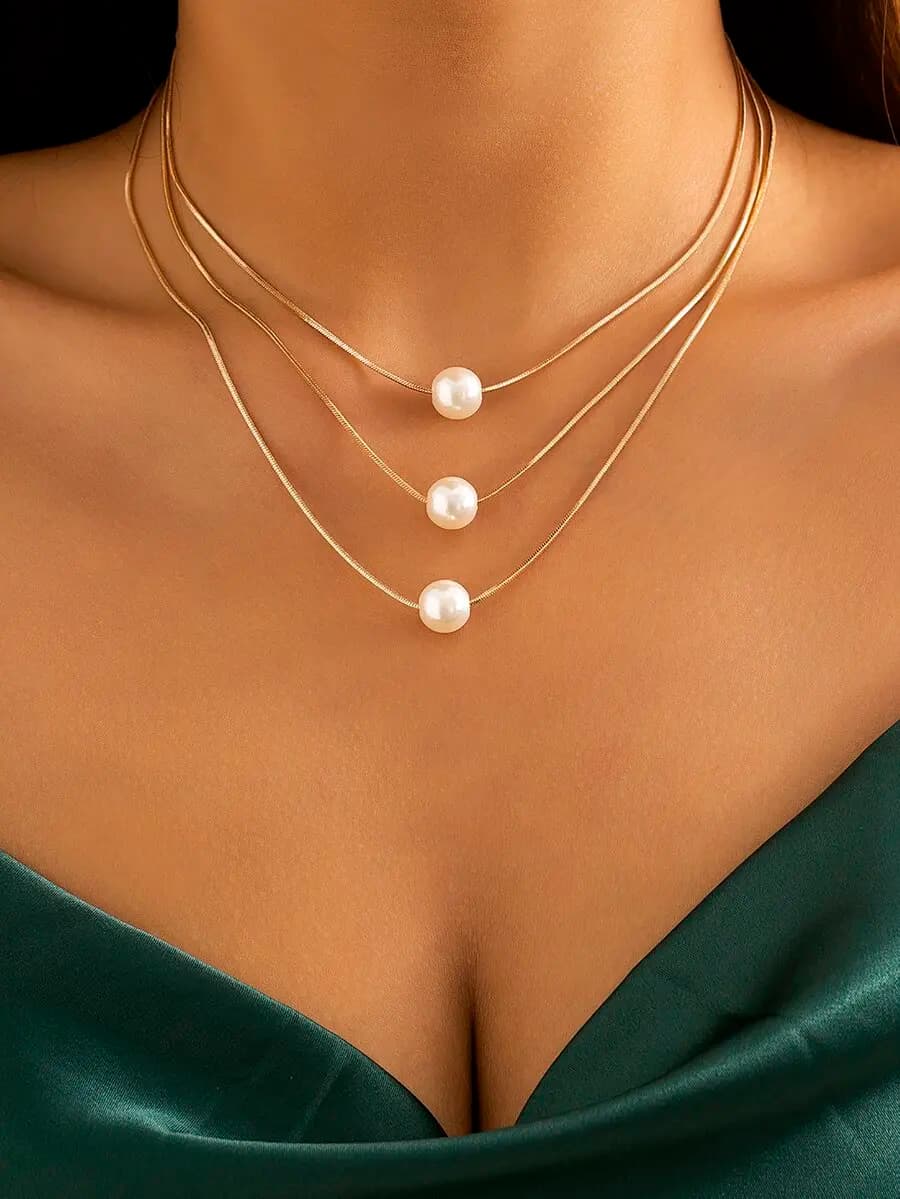 2pcs faux pearl layered necklace with elegant decor design