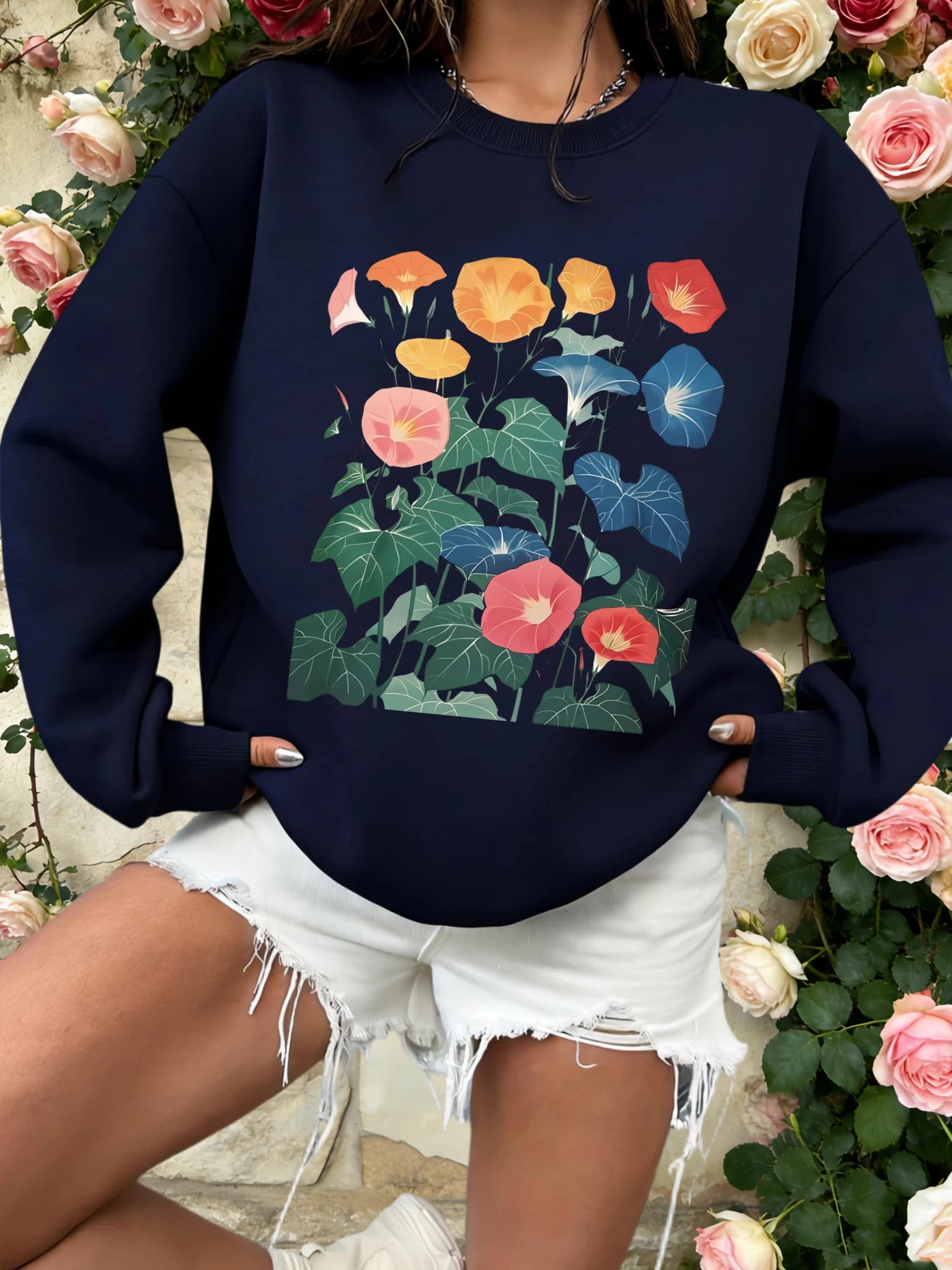 Aesthetic sweatshirt with Morning Glory print for Women, Autumn Casual Pullover in Apples, Sportswear Oversize Y2K