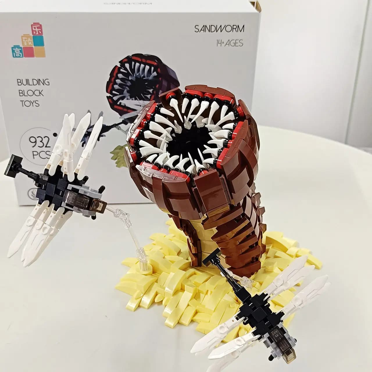 932 Pezzi Blocchi da Costruzione Ispirati al Famoso Film Dune, Sandworms e Ornithopter, Giocattoli da Assemblare, Regalo per Adulti e Bambini