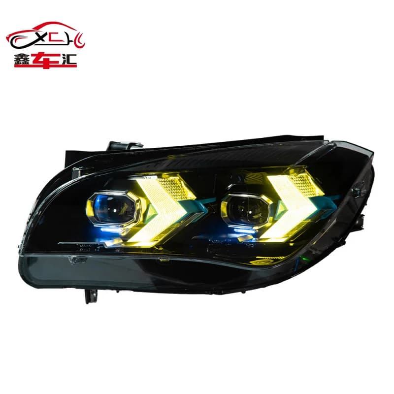 Gruppo fari per BMW X1 E84 2010-2015, retrofit con luci diurne a LED, lenti proiettore e indicatori di direzione.