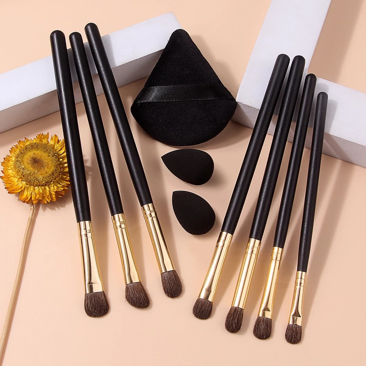 10Pcs Soft Horsehair Eyeshadow Makeup Brush Set Eye Blending Brushes Triangle Powder Puff Mini Beauty Sponge Eye Cosmetic Tools