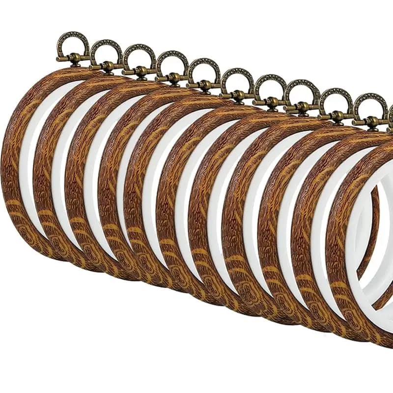 10 pz/set Strumento Per Cucire Rotondo In Legno Colore Cerchi Da Ricamo Telaio Set Anelli Da Ricamo In Plastica Per Il FAI DA TE Punto Croce Ago Mestiere