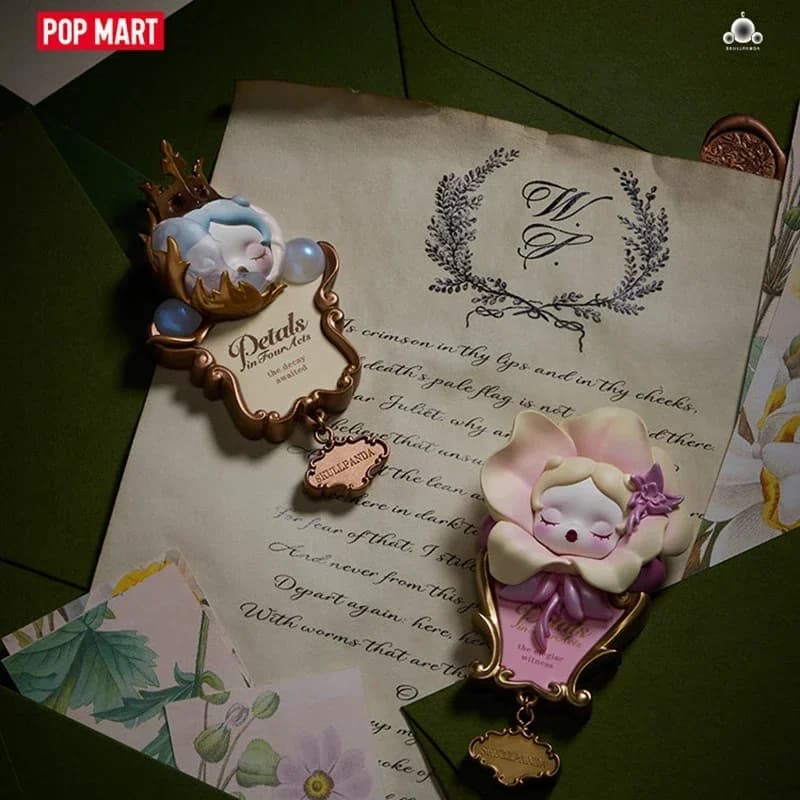 POP MART SKULLPANDA Petals In Four Acts Series Fridge Magnet Blind Box Toys Mystery Box Cute Models Anime Action Figur Gift