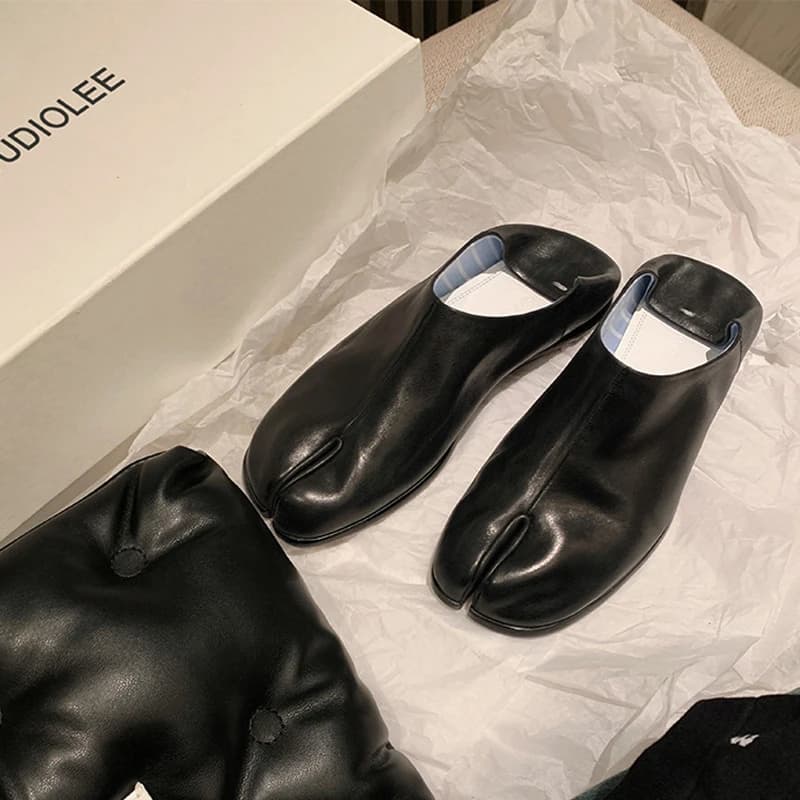 Mocassini piatti da donna in pelle PU tinta unita, stile Tabi Ninja con punta divisa, slip-on