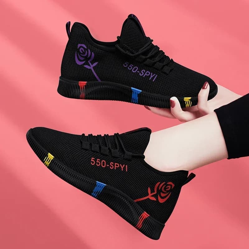Tenis Feminino 2025 Scarpe vulcanizzate da donna Air Mesh Scarpe da ginnastica morbide e leggere Scarpe basse da donna con plateau Scarpe casual con lacci Basket Femme