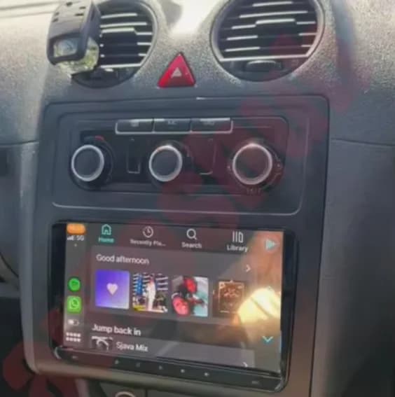 Autoradio Android 15 da 9 Pollici 8+128GB per VW Caddy 2005-2015 con GPS, Carplay, Bluetooth e Telecamera AHD